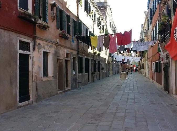 Veneziacentopercento Ruga * ヴェネツィア